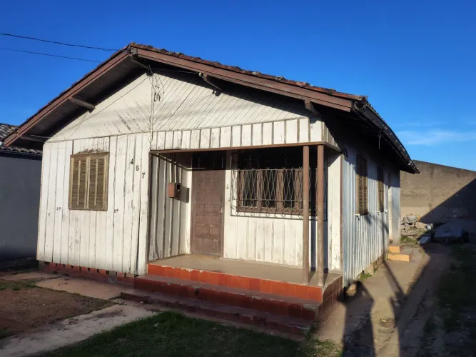 Vendo casa para retirar do local.