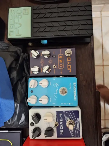 VENDO OU TROCO SET DE PEDAIS