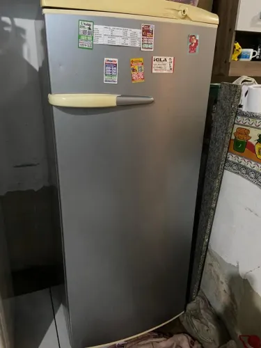 Vendo geladeira em perfeito estado