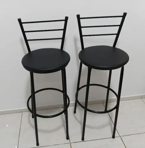 2 banquetas altas com encosto p/ bistrô, balcão e cozinha americana