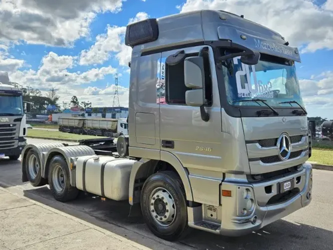 Mercedes Benz Actros 2546 6x2 Ano 2020 Automático Cama Grande Repasse
