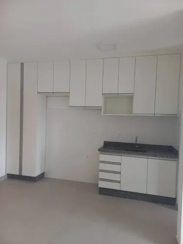 Apartamento com 3 quartos no Edificio Saint Etienne