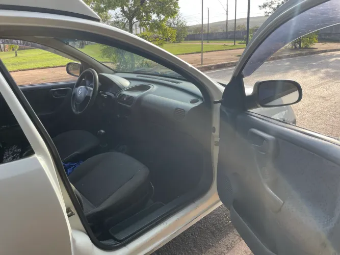 Chevrolet Montana 1.4 8V Conquest Econoflex 2P 2009