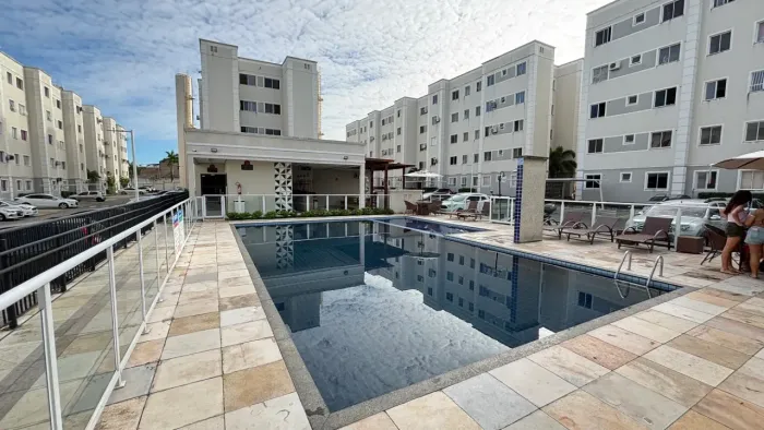 Imóvel para aluguel possui 44 metros quadrados com 2 quartos em Rachel de Queiroz