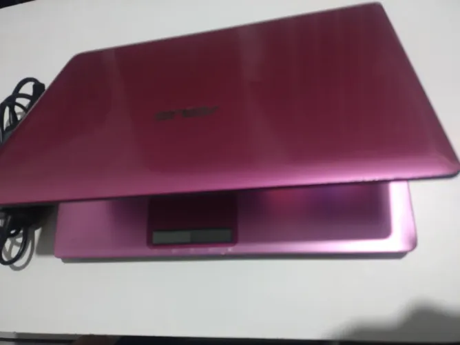 Notebook corei5 rosa