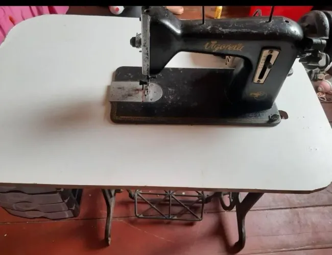 Maquina de costura