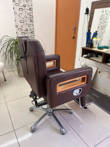 Cadeira profissional de barbeiro Hidráulica 