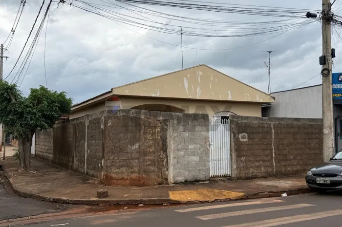 Casa com 2 dormitórios para venda, 70 m² - Vila Bom Jesus - Jardinópolis
