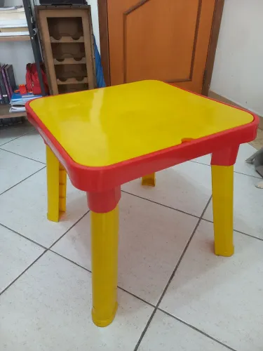 Mesa infantil