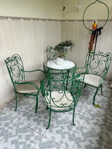 Conjunto de mesa para varanda ou jardim