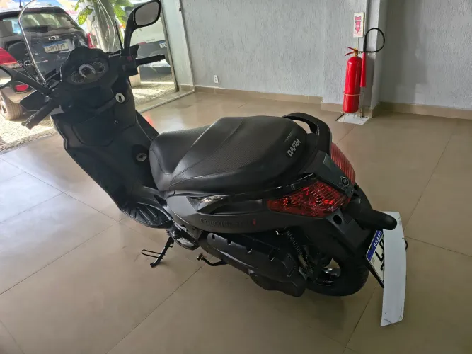 Vendo Dafra Citycom 300I com 37.000KM