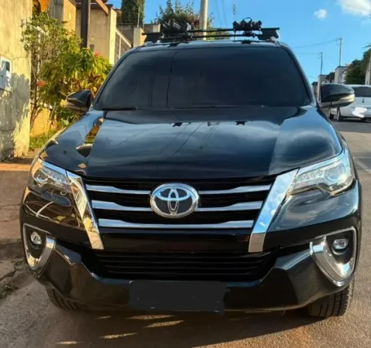Toyota Hilux SW4 SRX 4X4 2.8 TDI 16V Dies. Aut. 2019