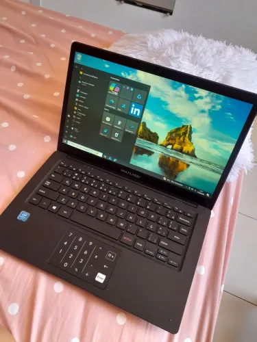 Notebook Multilaser, Intel, 4gb memória SSD 64gb armazenamento todo bom