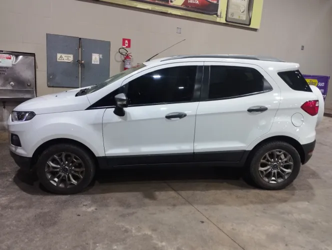 Ford Ecosport Freestyle 1.6 16V Flex 5P 2015