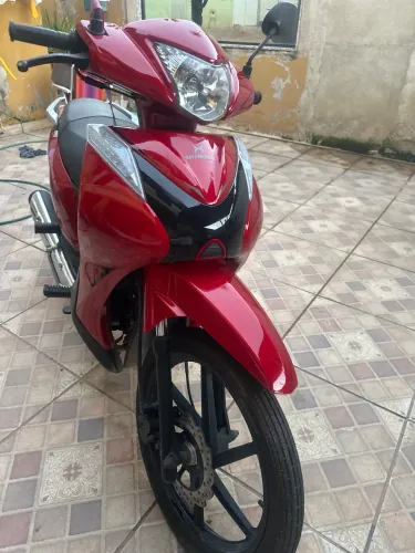 Vendo shineray 50 cilindrada . Muito nova ! 