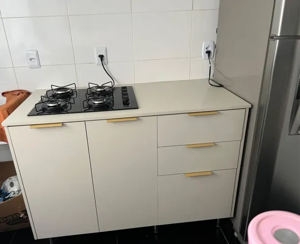 Vende-se balcão com cooktop