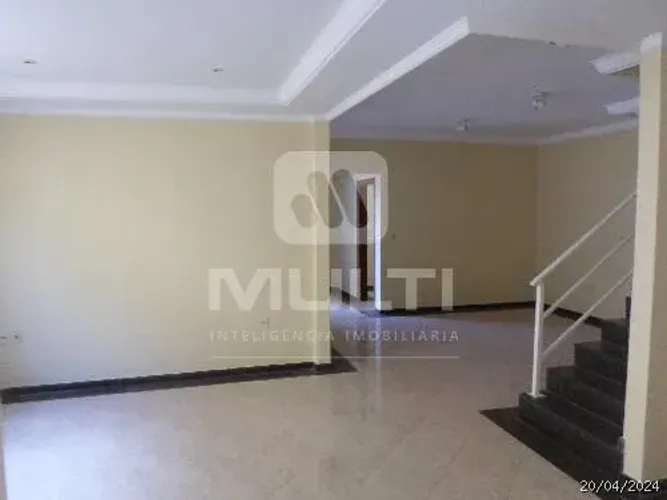 Casa - CIDADE JARDIM