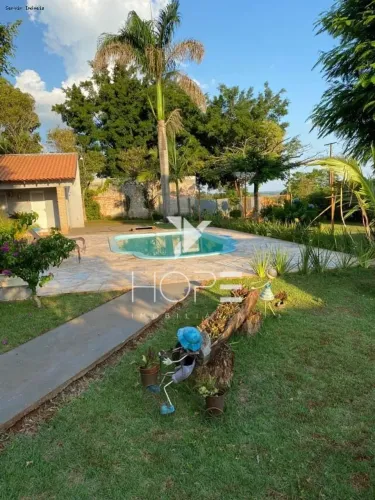 Chácara à venda com 6000m² - 3 quartos - 2 banheiros - 4 vagas - Recanto Fazenda da Nata -