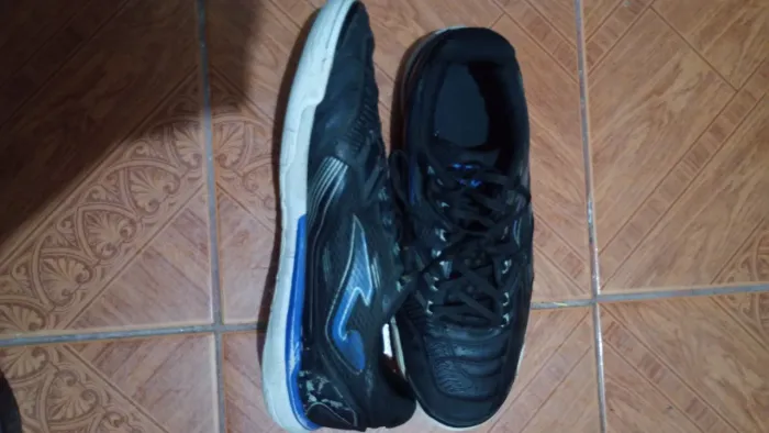 Chuteira futsal joma liga 5(tamanho 41)