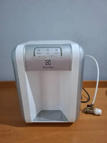 PURIFICADOR DE ÁGUA ELECTROLUX PE10B