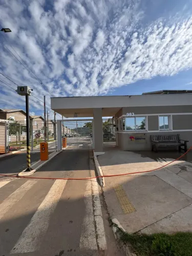 Condomínio Parque das Cerejeiras Sobrado com 2 dormitórios e 1 vaga, em Bragança Paulista