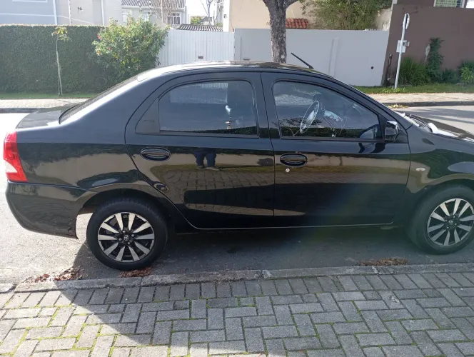 Toyota Etios XS Sedan 1.5 Flex 16V 4P Mec. 2016