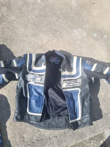 Macacão 2 peças,Alpinestars.1.500,00