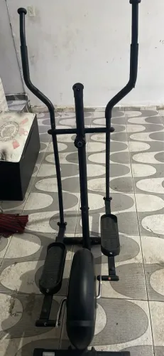 Elíptico podiumfit preto