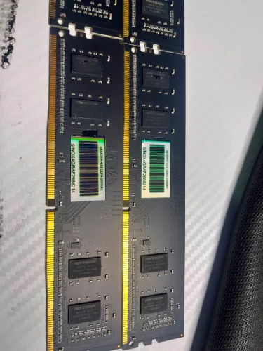 Memória 4Gb DDR4 2666Mhz 4 unid