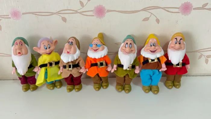Boneco 7 anos Branca de neve