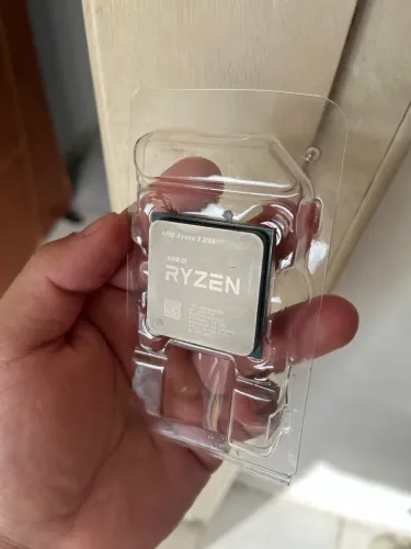 Processador RYZEN 3 3100