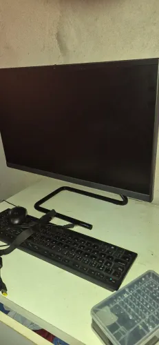 PC completo idea centre A340 i3 de 8° geração