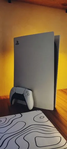 PS5 Mídia física 825GB + 1 Controle e Jogo