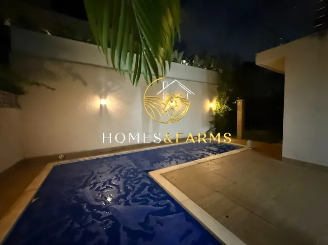 Sobrado para locação no Jardins Valência 4 suítes varanda gourmet e piscina