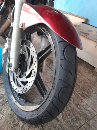 Pneu dianteiro para moto Maggion Sportissimo sem câmara de 100/80-17 S 52 x 1 unidade