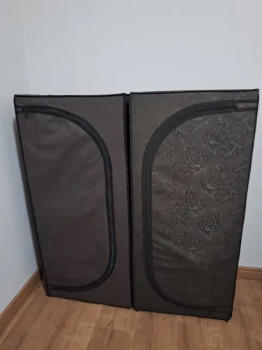 2 sapateiras em perfeito estado