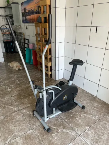 Elíptico WCT Fitness