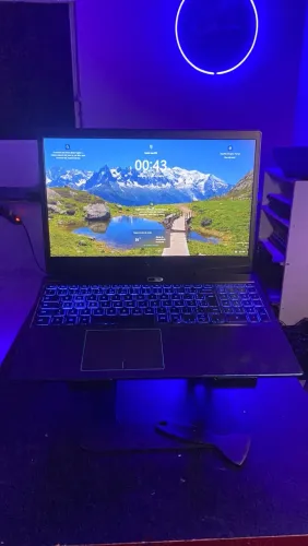 Notebook gamer GTX1650 - i5 10th - 16 GB DE RAM ( excelente estado)