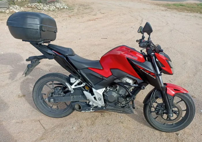 Baú para moto 45 L + Suporte para Honda CB 300