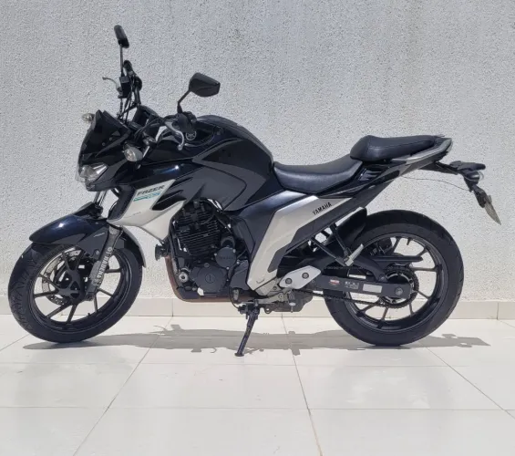 Vendo Yamaha Fazer 250cc FZ25