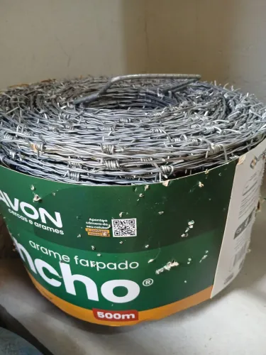 Arame farpado 500m 350 reais *
