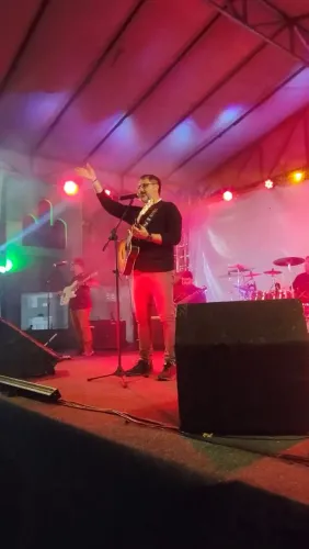 Som e iluminação para todos os eventos, inclusive em casa