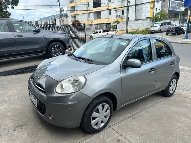 Nissan March 1.0 16V Flex Fuel 5P 2014