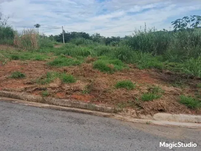 Terreno à venda, 250 m² por R$ 129.000 - Loteamento Jardim Belle Ville - Taubaté/SP