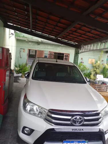 Toyota Hilux CD SRV 4X4 2.8 TDI Diesel Aut. 2016