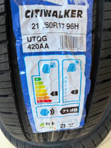 Pneus 215/60R17 novos