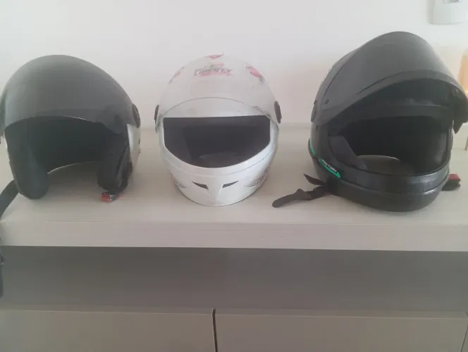 Conjunto de 3 Capacetes