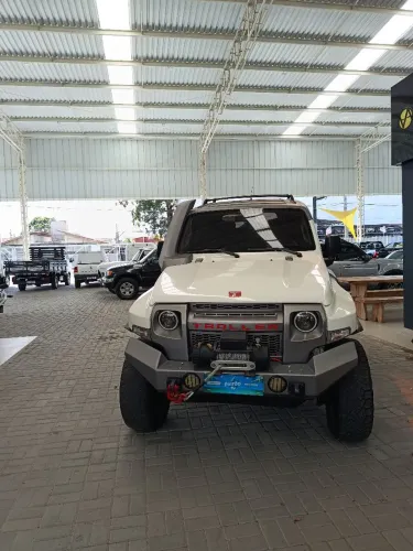 Troller T-4 4X4 3.2 20V TDI Cap. Rígida Diesel 2016