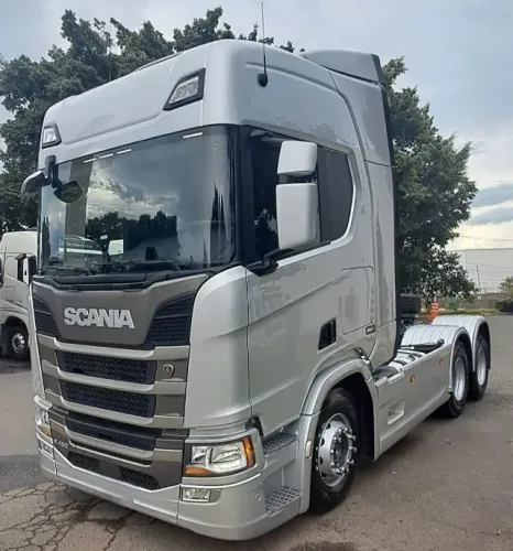 SCANIA R450 6X2 - EXCELENTE ESTADO