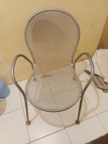 Cadeira de jardim antiga